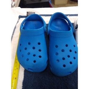 Crocs child's size 11